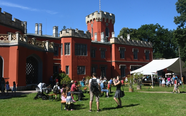 4. ročník Medových slavností na Hrádku u Nechanic